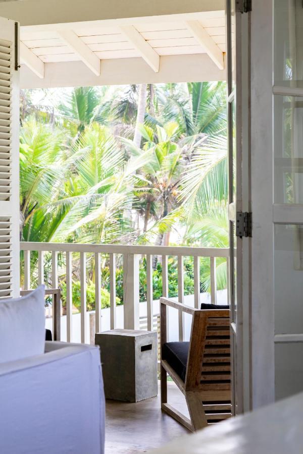 Arabella On Boossa Hotel Exterior photo