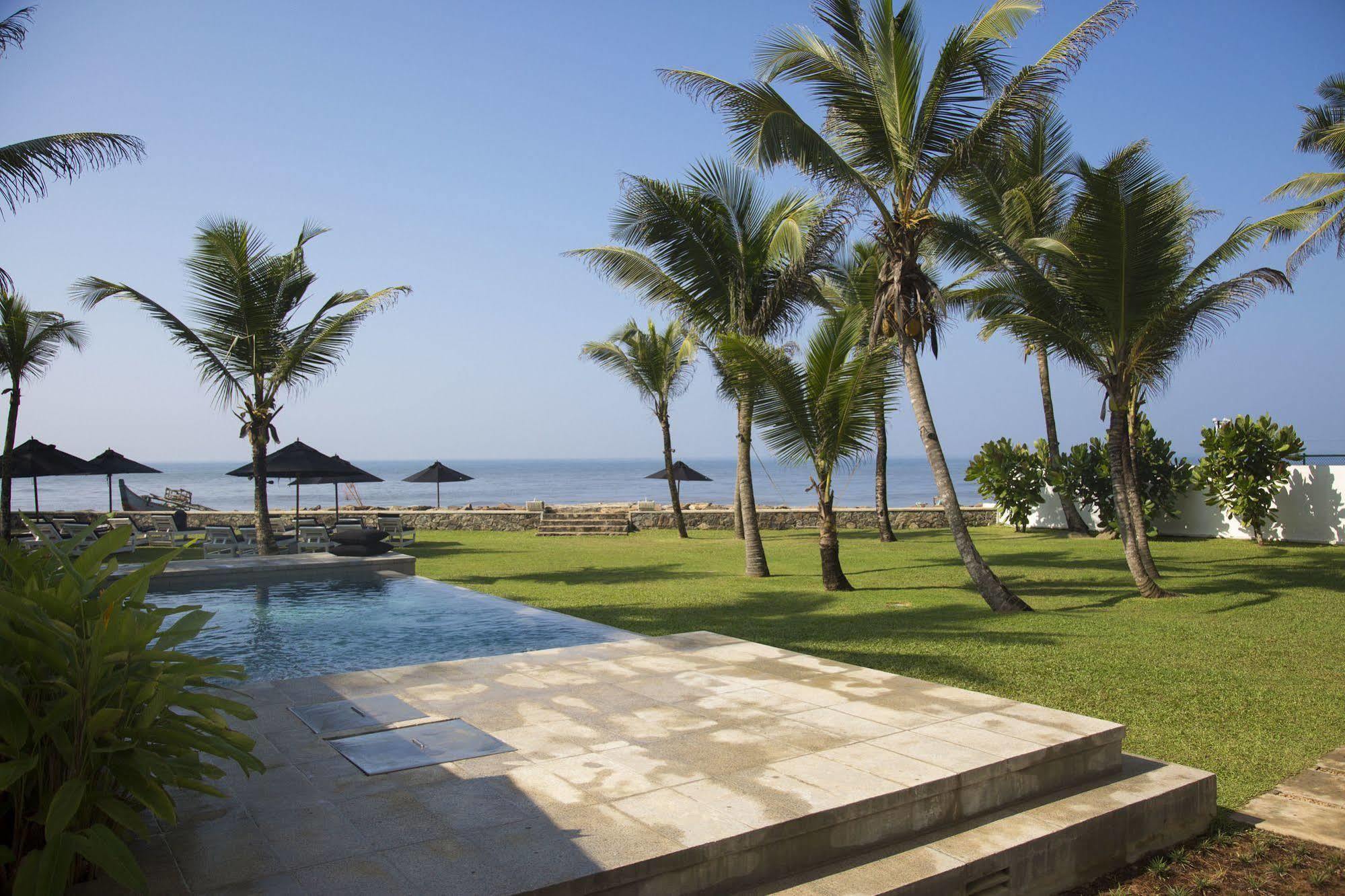 Arabella On Boossa Hotel Exterior photo